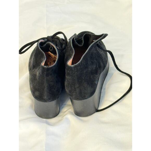 Robert Clergerie Shoes | 
Nancy Wedge Chukka Black Suede       36.5 - Picture 9 of 12